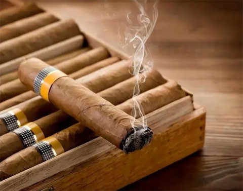 古巴雪茄之为什么这么昂贵呢？